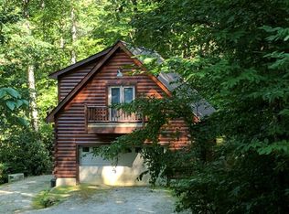146 Fox Hollow Dr, Cullowhee, NC 28723