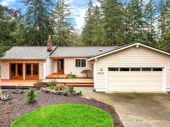 8235 Peggy Lane NE, Bainbridge Island, WA 98110