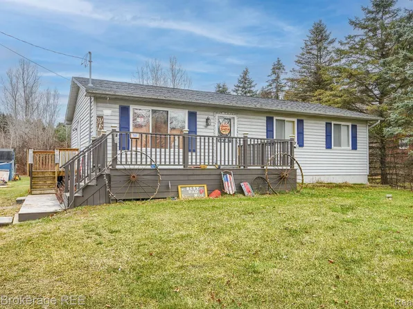 7091 Wilson Rd, Montrose, MI 48457
