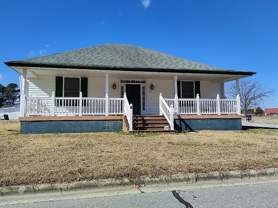 1st image of 200 Walker St