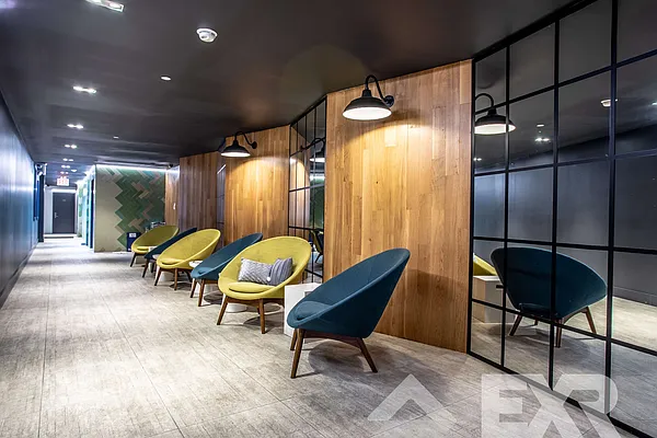 Rented by EXR | media 26