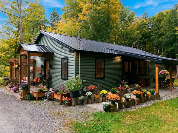 341 Quiet Harbor Road, Readfield, ME 04355