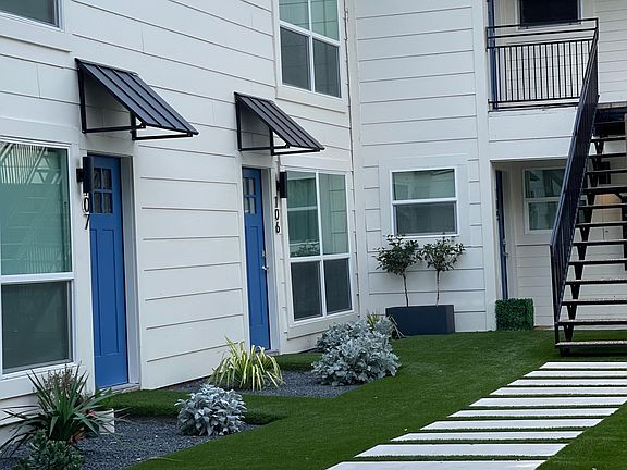 Exterior Newly Renovated!