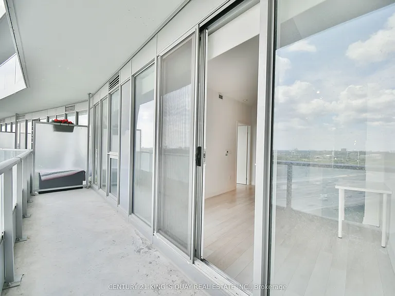 115 McMahon Dr #1206 — Photo 14