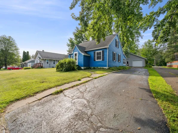 232 Broadway St E, Amery, WI 54001