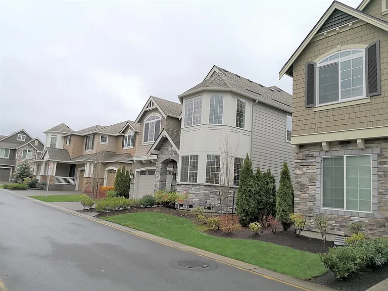 15993 NE 118th Ct — Photo 2