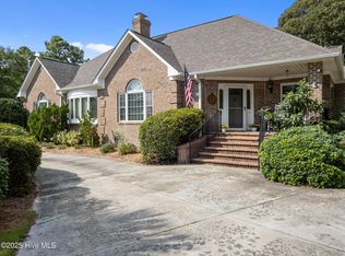 203 Silver Creek Landing Rd, Swansboro, NC 28584
