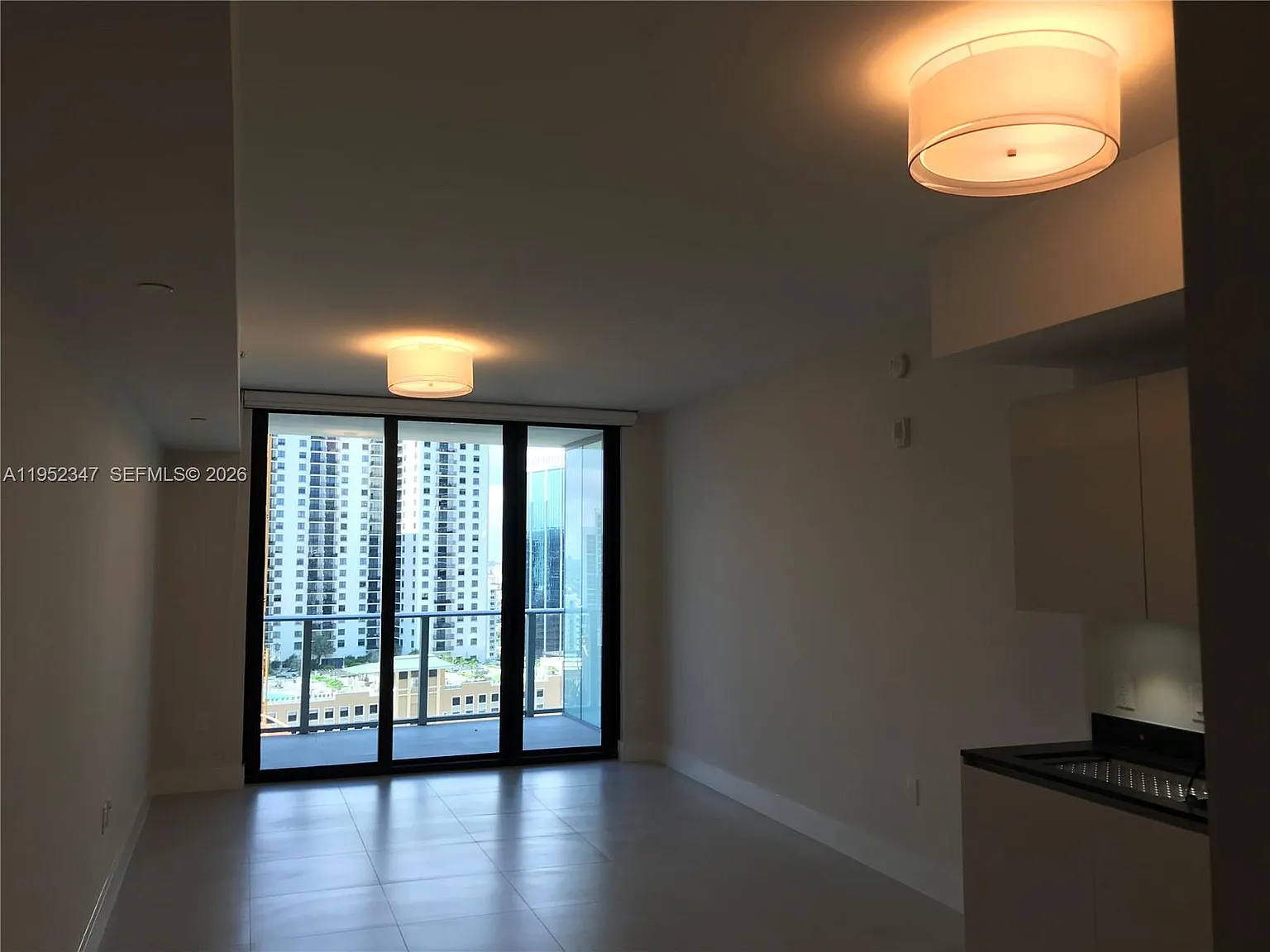 1010 Brickell — Photo 4