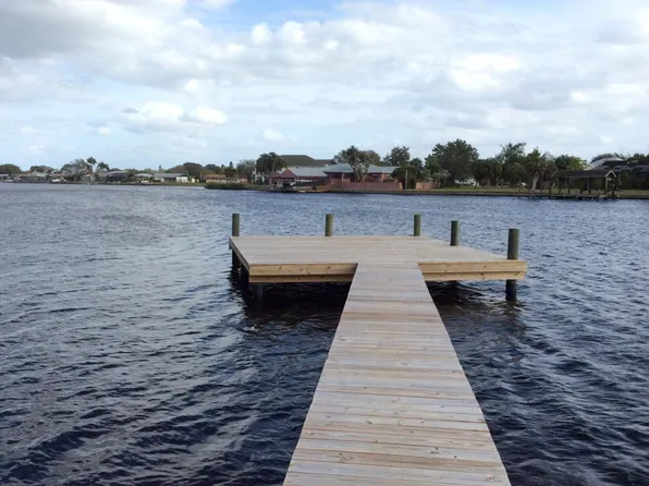 1408 Nethers Pl, Ruskin, FL 33570