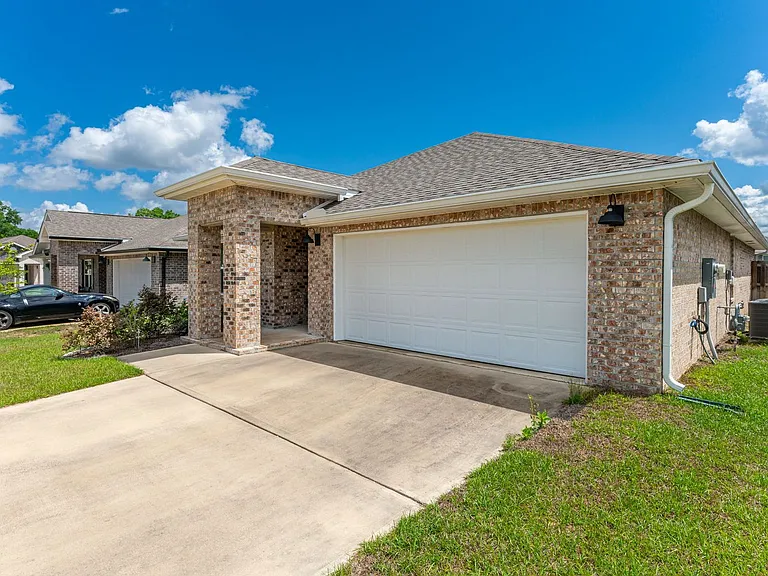 4603 Reveille Way — Photo 3