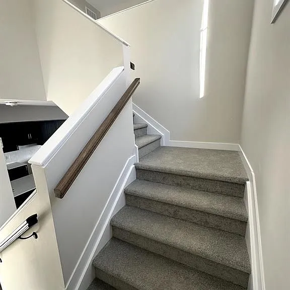 953 Seagrave Ln — Photo 6