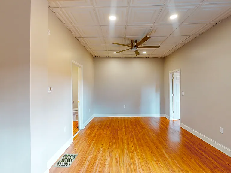 2174 5th Ave #1R — Photo 10