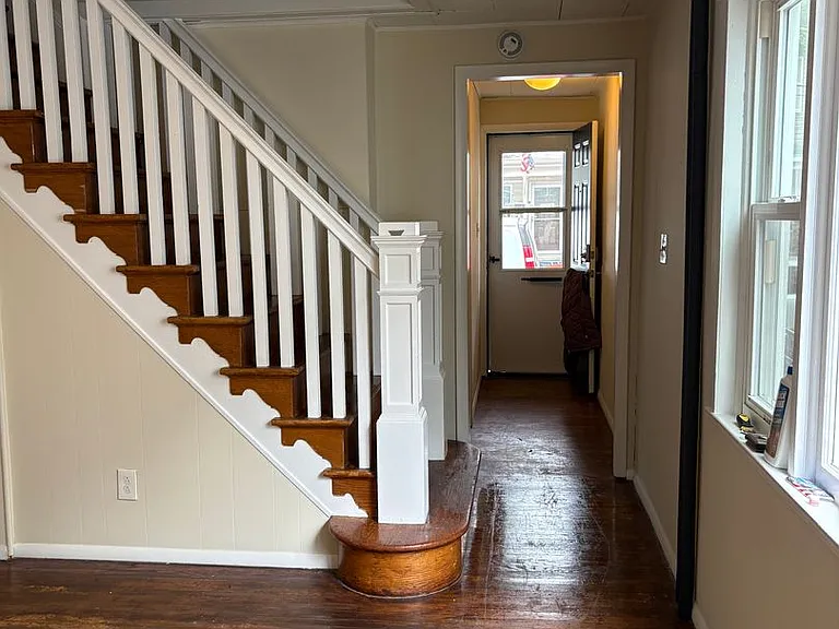 234 Franklin St — Photo 5