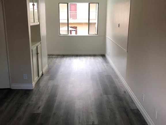 3rd image of 15022 Dickens St #9