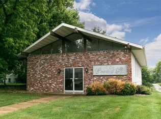 3103 Pioneer Ave SE, Cedar Rapids, IA 52403