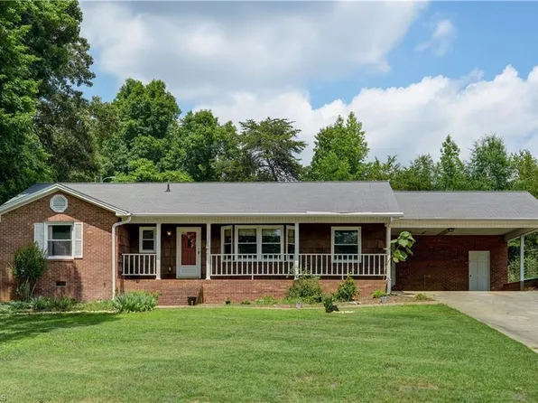 159 Laurell Dr, Eden, NC 27288
