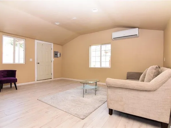 1809 Bonita Ave #1809, Burbank, CA 91504
