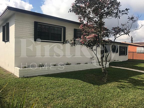 2nd image of 1420 NW 176th Ter