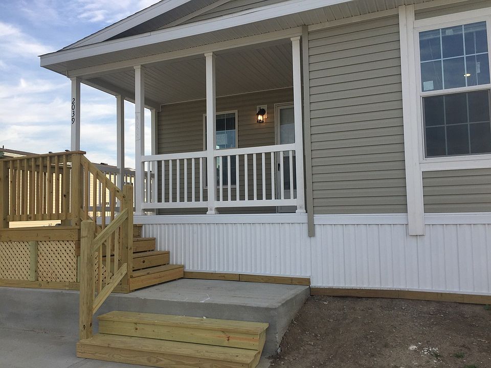 1st image of 225 Pebble Creek Dr #267