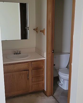 4th image of 4944 S Lost St