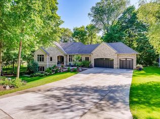 8944 Vandegriff Way N, Maple Grove, MN 55311