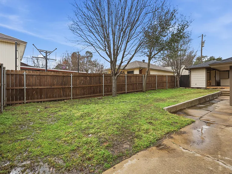 3716 Sweetbriar Ln — Photo 48