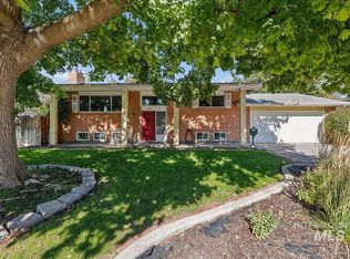 7226 W Cedarwood Dr, Boise, ID 83709