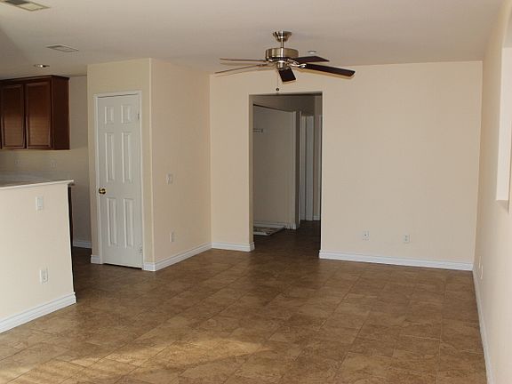 4th image of 15637 Lasselle St APT 97