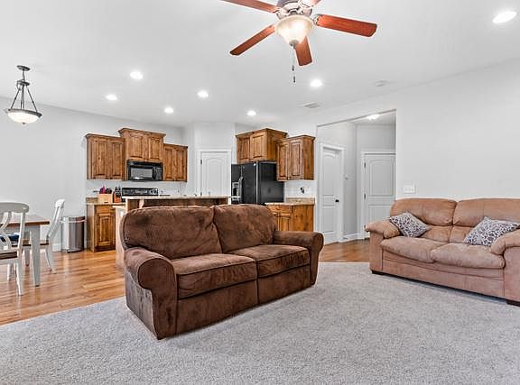 3rd image of 1269 N Baycrest Dr #94