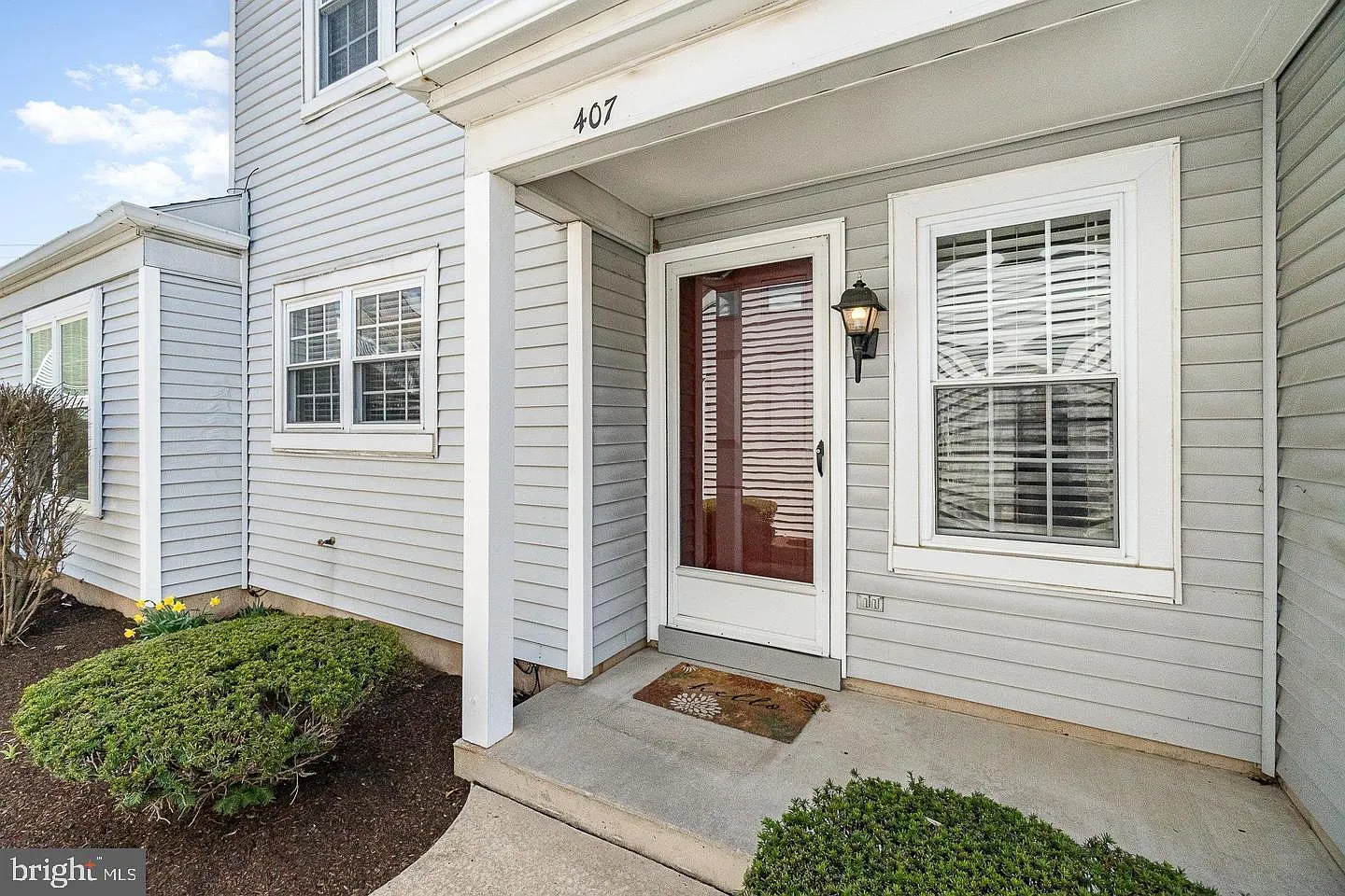 2 bed, 1204 sqft, $1,875 — Photo 1