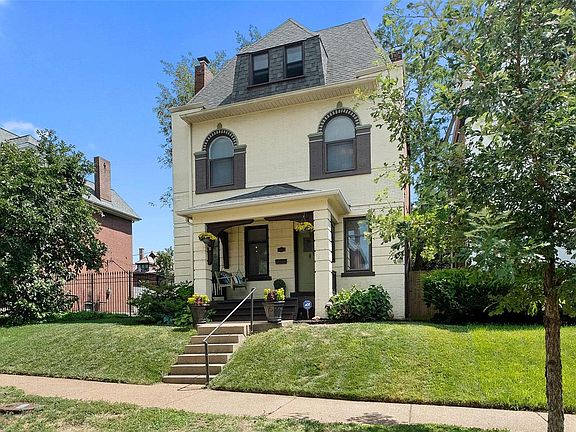 3rd image of 3940 Russell Blvd
