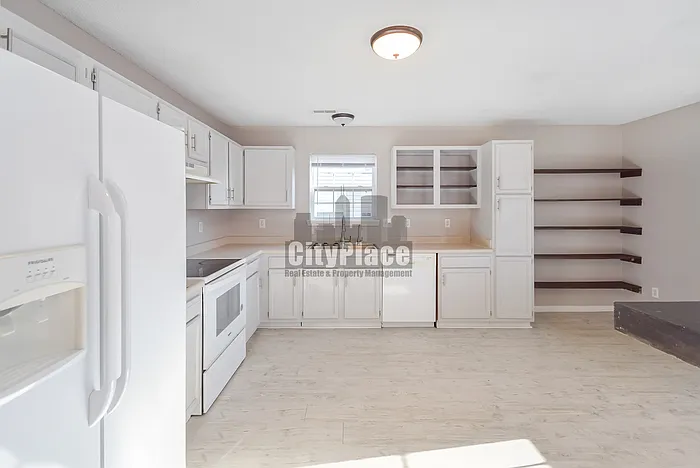 5639 Wood Hollow Dr — Photo 11