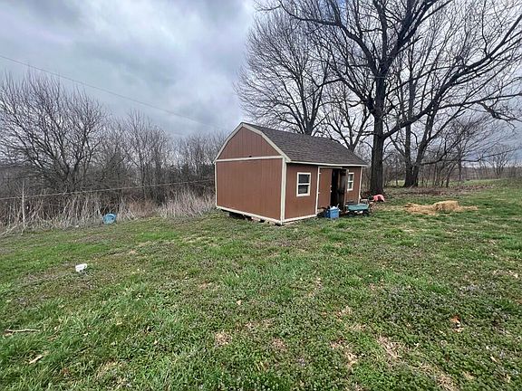 3rd image of 71 73 Silver Leaf Road