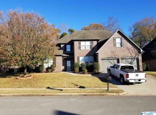 111 Windridge Way SW, Huntsville, AL 35824