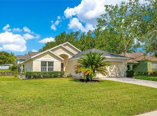 13319 Whisper Bay Dr, Clermont, FL 34711