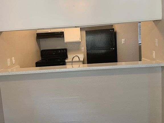 5th image of 3820 Fox Trl APT 1022