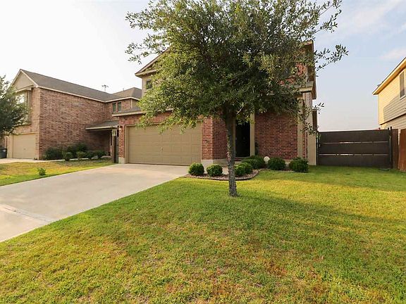 3rd image of 11324 Sierra Gorda Dr