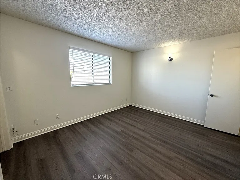 1212 Gladys Ave #303 — Photo 10