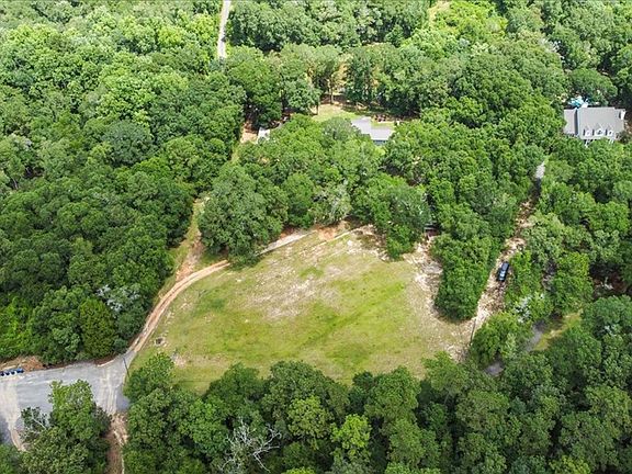 5th image of 317 Holmes Rd