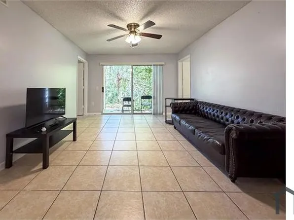 3921 SW 34th St, Gainesville, FL