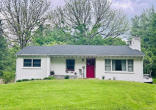 4 Petticoat Ln Photo 1