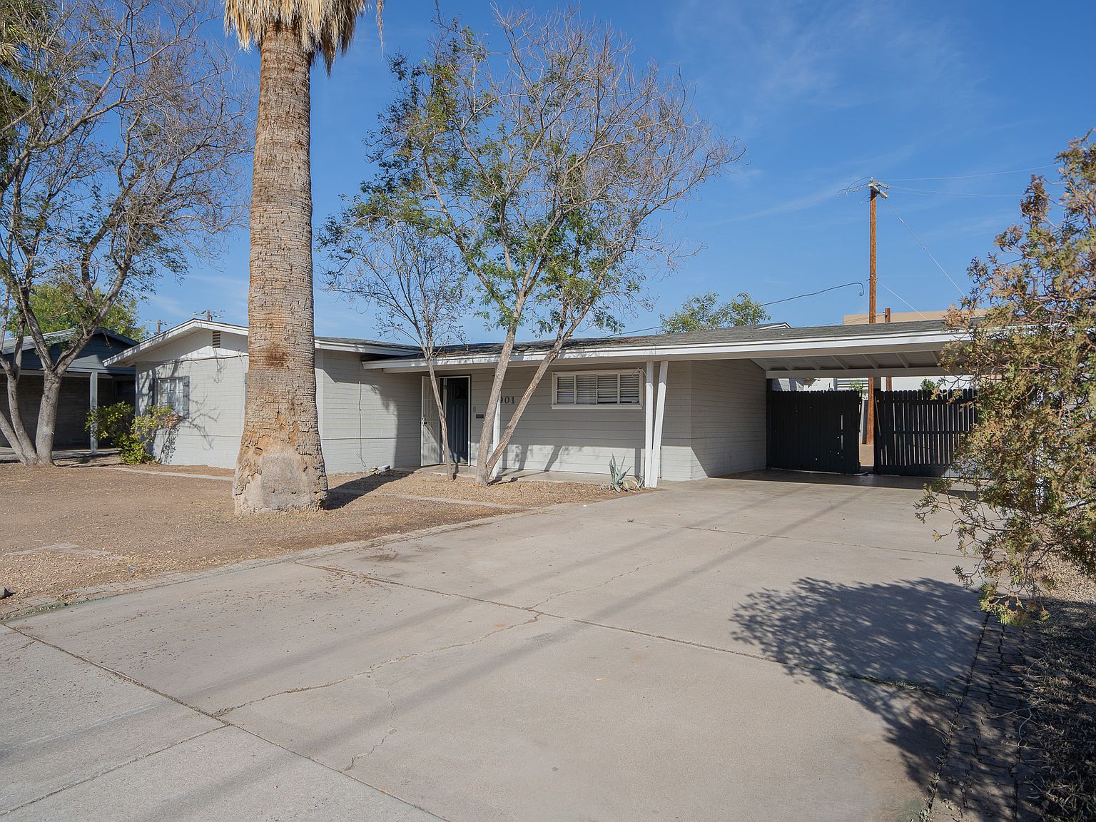 2901 N Evergreen St, Phoenix, AZ 85014 | Zillow