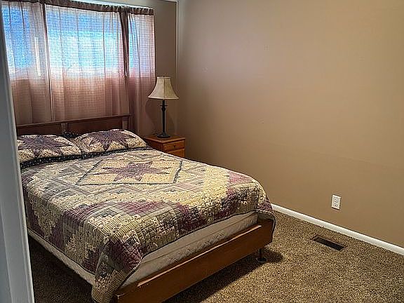 2nd image of 1316 Derby Ave