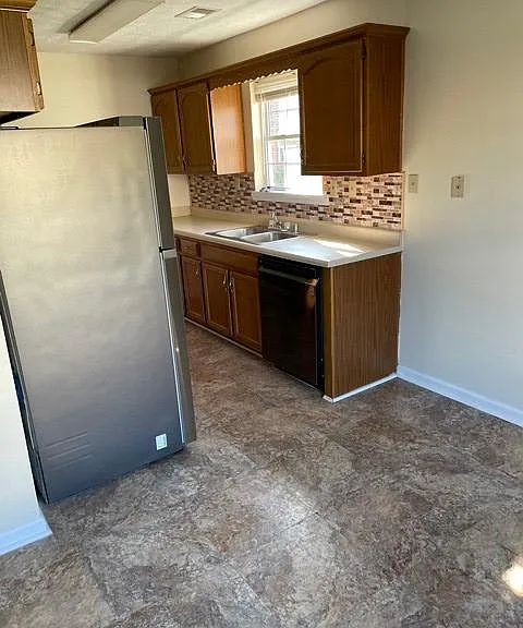 301 Michelle Dr #B — Photo 17