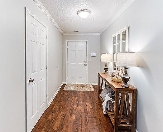 3rd image of 15266 Loblolly Ct