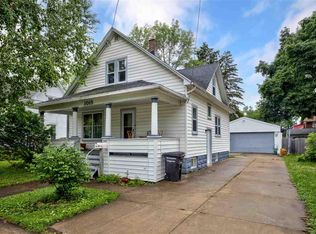 1015 N Division St, Appleton, WI 54911