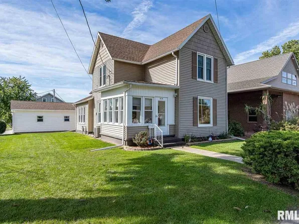 616 Elk St, Sabula, IA 52070