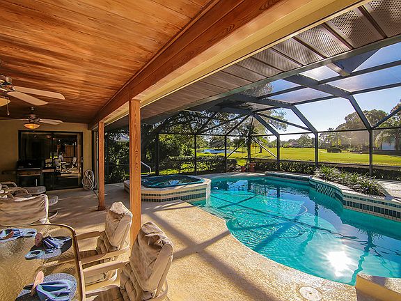 5th image of 5242 SW Bimini Cir
