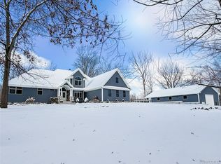 6441 Huron Creek Ct, Dexter, MI 48130