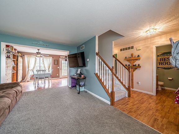 5th image of 479 Rosebud Cir